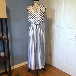 Cute striped pantsuit.